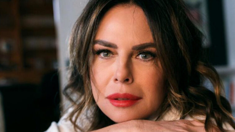 Biografia d'Paola Perego