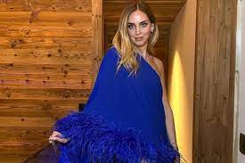 "La beneficenza si fa in silenzio". Ma Chiara Ferragni non ci sta e replica