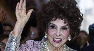 Mentre Gina Lollobrigida dice addio al mondo nella sua ultima intervista televisiva, ha un desiderio morente.
