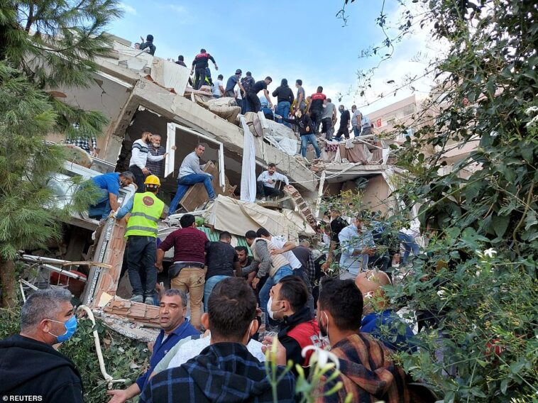 Sopravvissuta al terremoto in Turchia e Siria,
