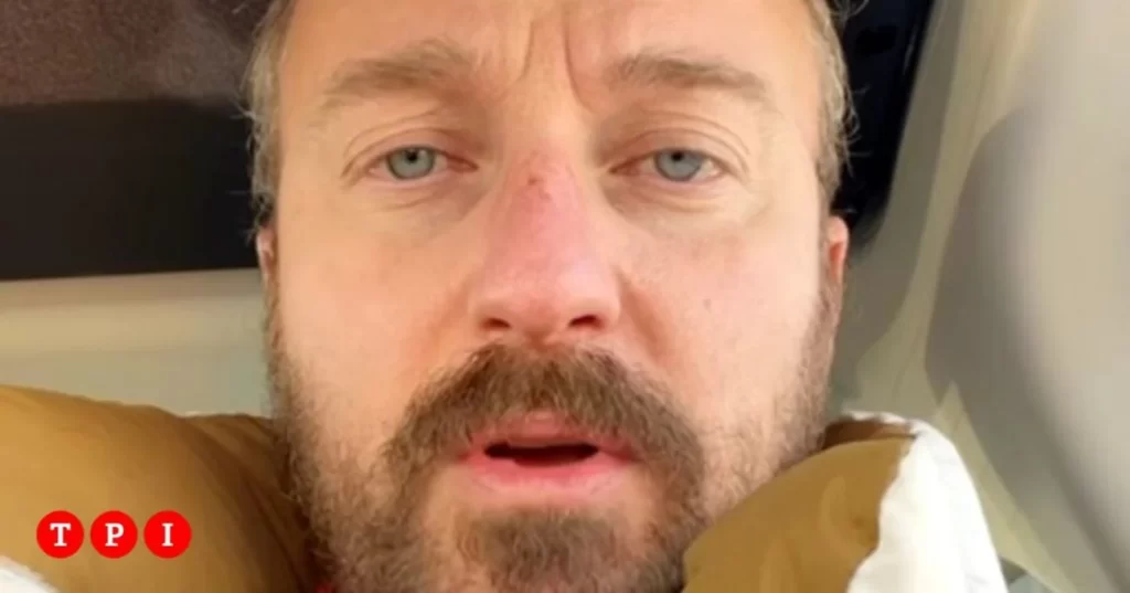
Francesco Facchinetti si sfoga dopo la rapina nella villa del padre Roby: «È uno schifo, ecco perché sono andato via dall'Italia