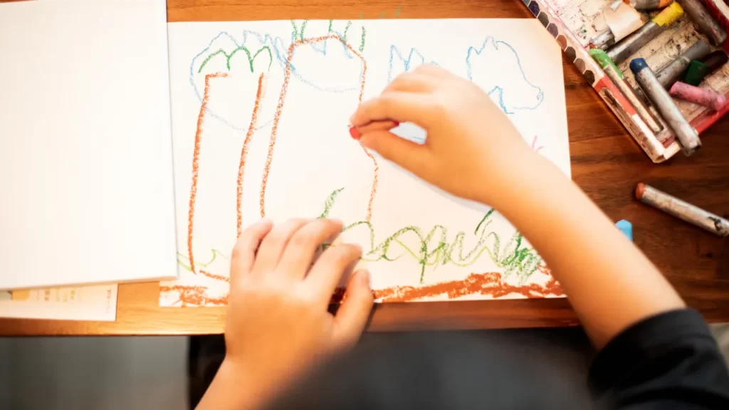 L'ho fatto per i bimbi che non hanno un padre»