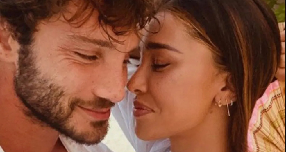 Veronica Cozzani e le Foto dei Cervi: Un Nuovo Accenno al Presunto Tradimento di Stefano De Martino?