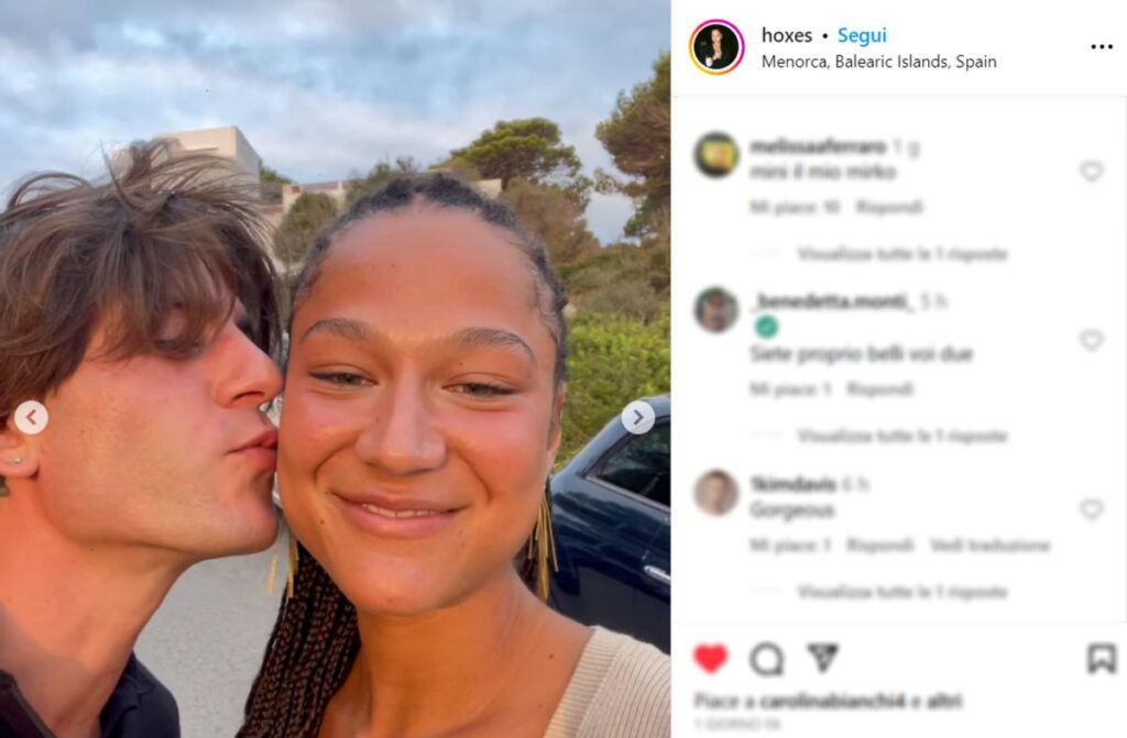 Rkomi e la sua nuova relazione: Scopriamo le foto con la modella Havana Plevani al mare