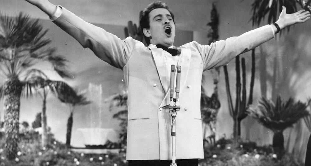 Purtroppo, il mondo ha perso In the Blue Painting of Blue, autore Franco Migliacci.