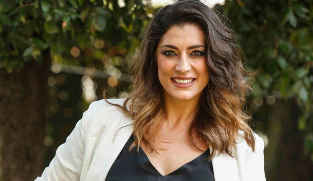Elisa Isoardi: "La mia semplicità affonda le radici nel mio passato agricolo"