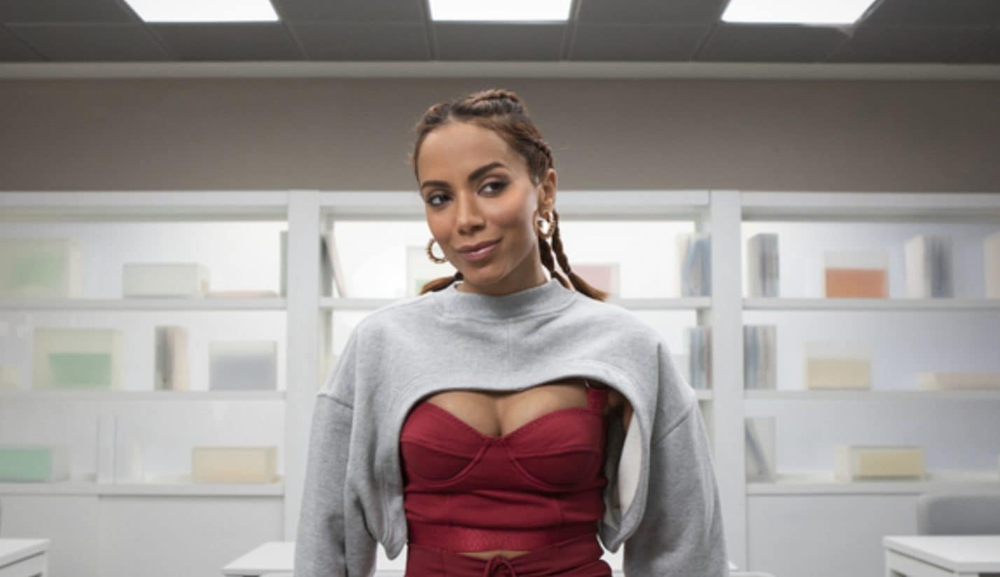 Anitta nel ruolo di se stessa.