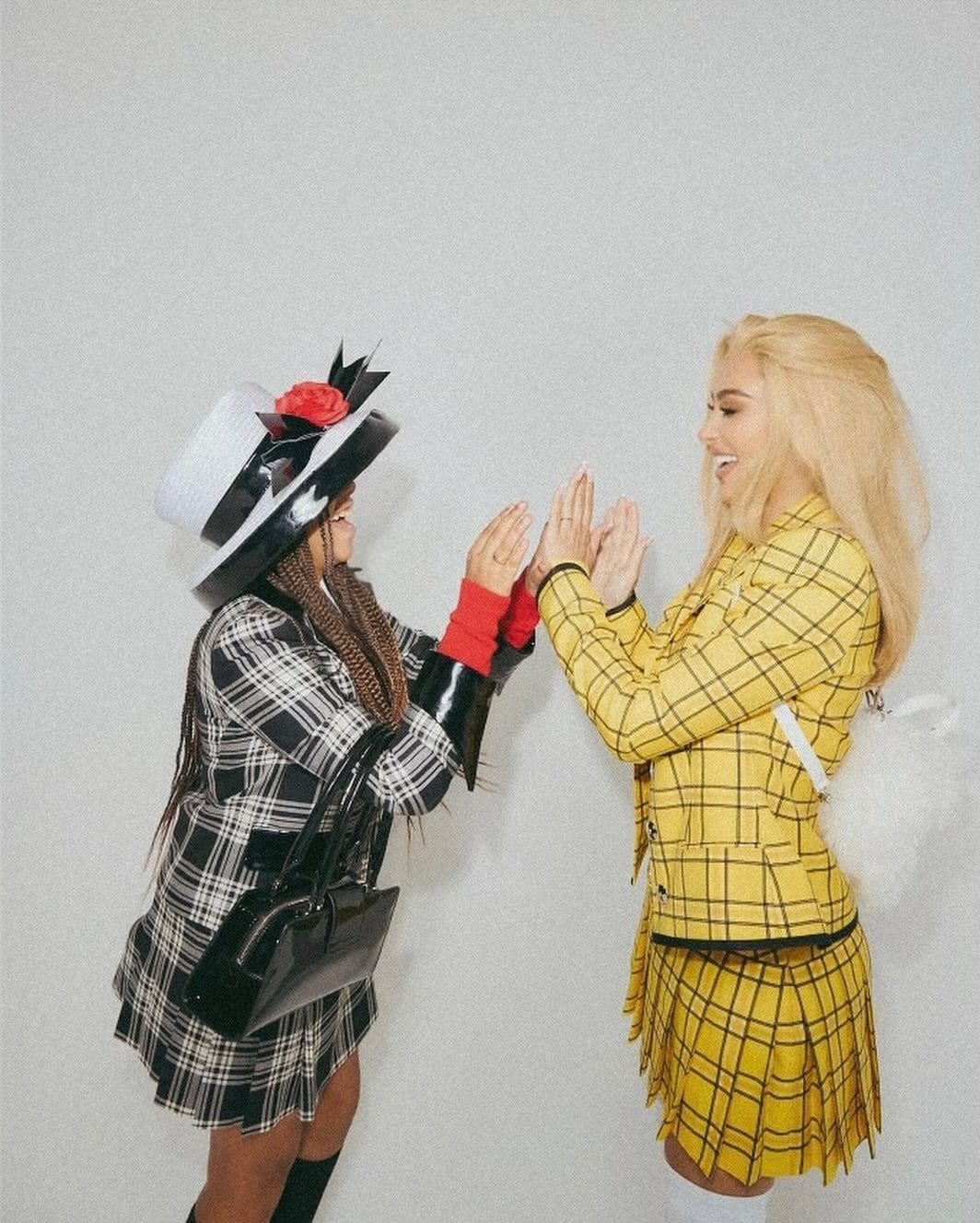 Kim e North come Cher e Dionne
