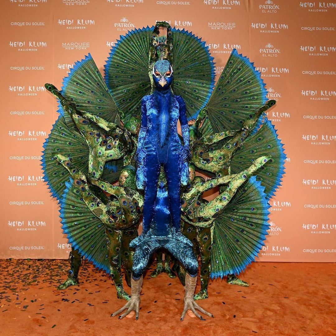La preparazione del costume di Heidi Klum