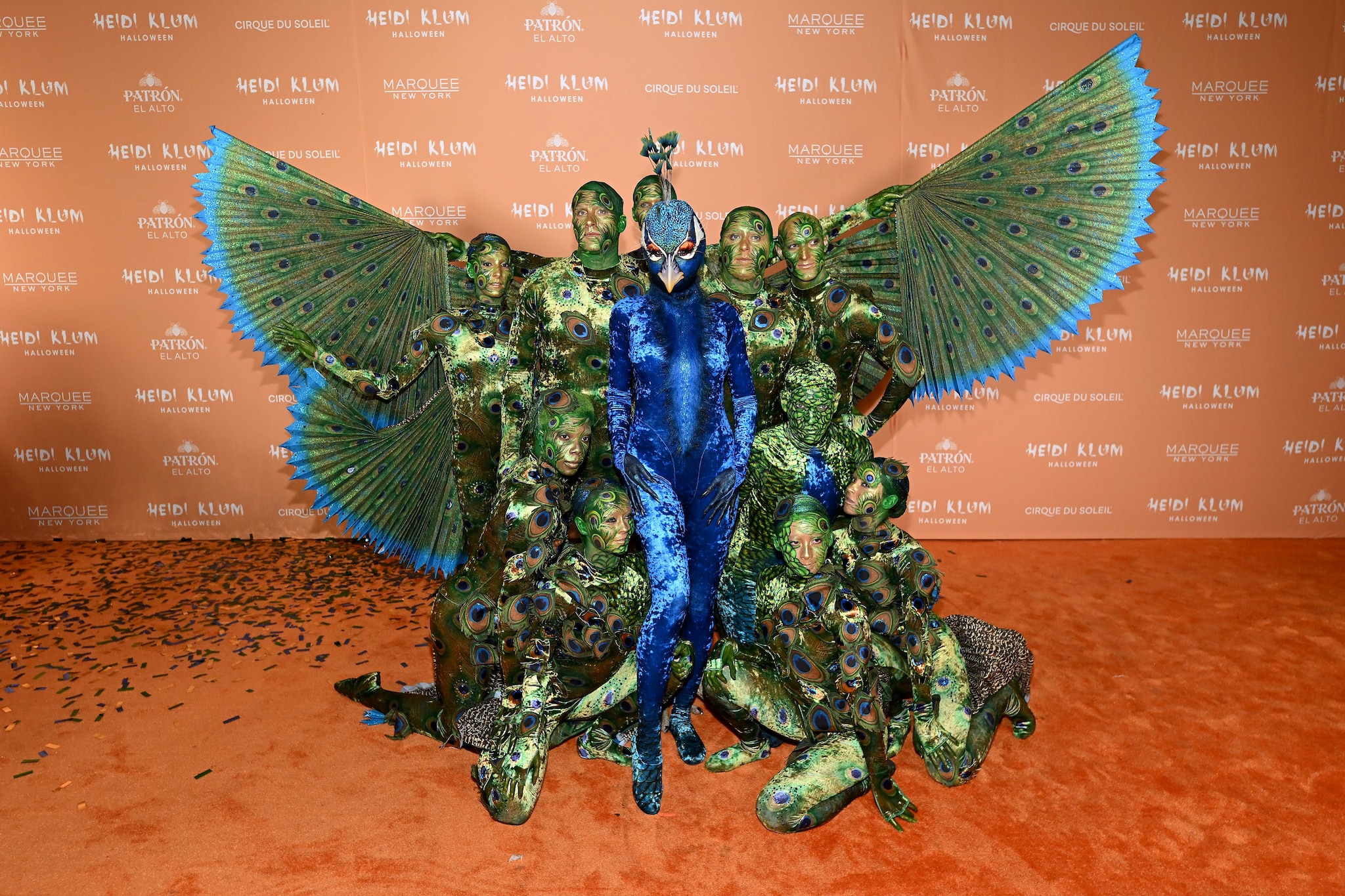 Heidi Klum sul tappeto rosso del suo evento di Halloween