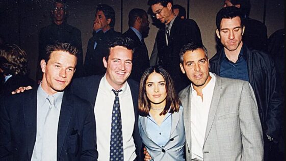 George Clooney ha riflettuto sull'infelicità del suo defunto amico Matthew Perry durante le riprese di Friends.