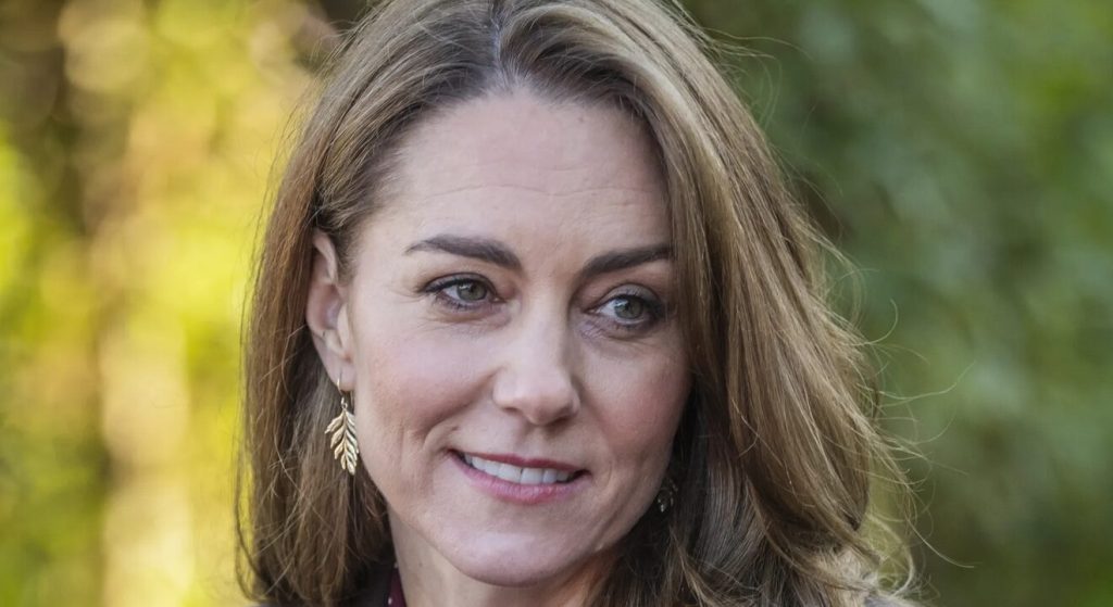 Kate Middleton, il messaggio alle donne che hanno perso un figlio: "Vi mando amore, forza e speranza"