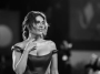 Julia Roberts a Parigi: il look autunnale che conquista